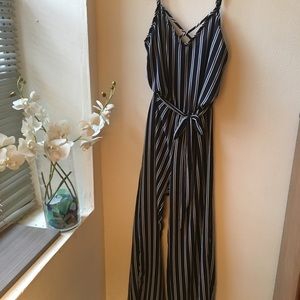 Navy pants romper Sz L